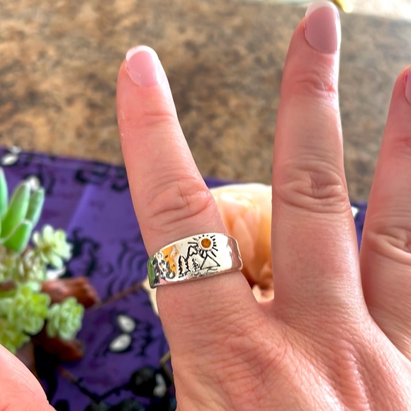 Mountains, Trees and Sun Ring - Picture 7 of 7